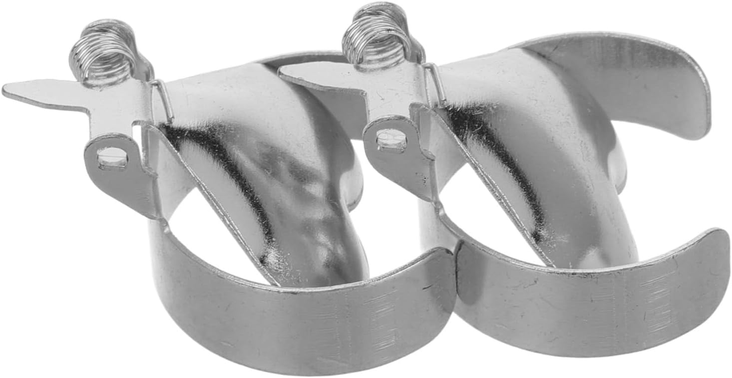 DECHOUS Heart Shaped Candle Snuffer Metal Tool