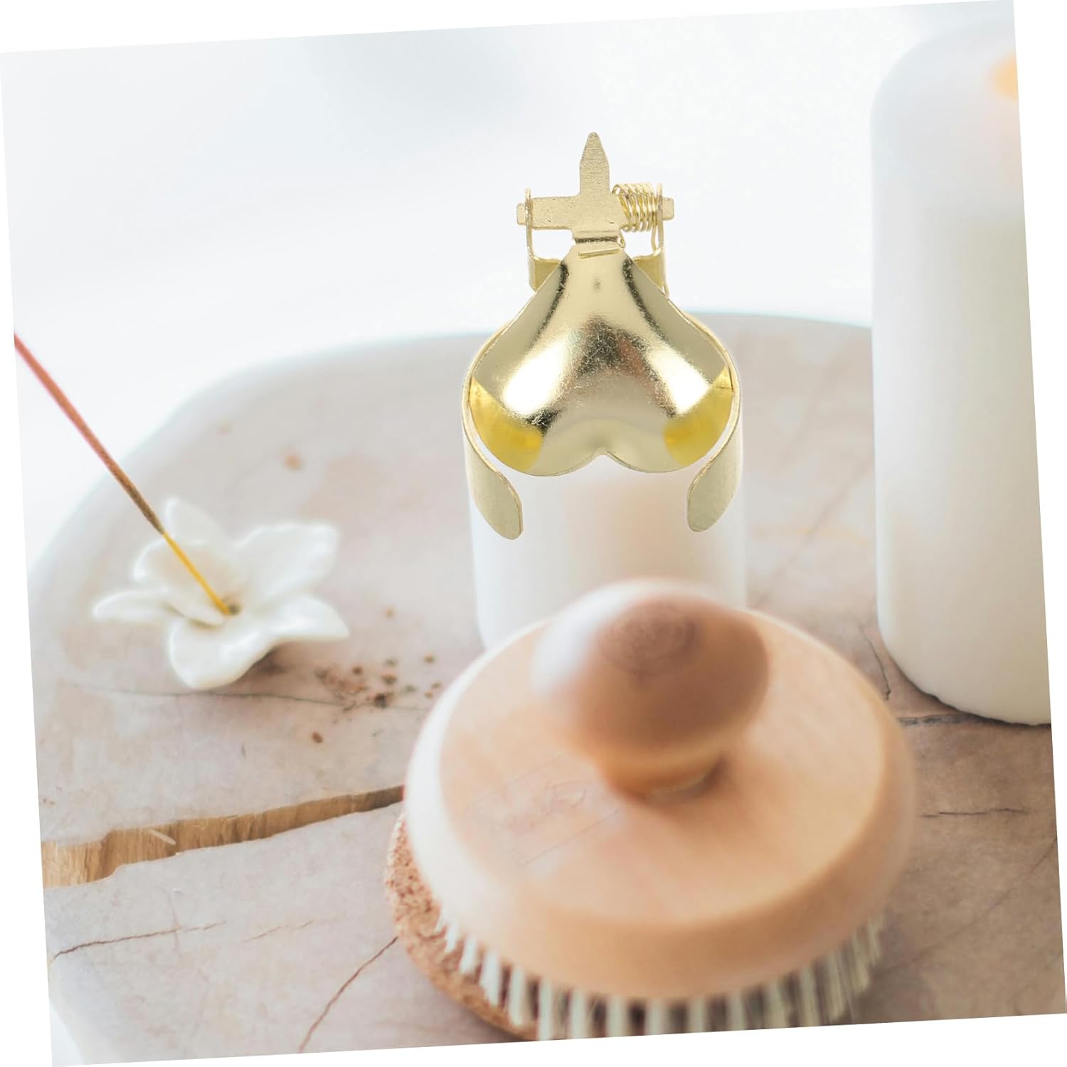 Flame Extinguisher Snuffer with Delicate Heart Design 1