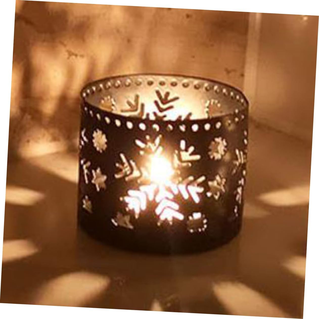 Iron Christmas Candle Holder Snowflake Design Pen Stand Decor