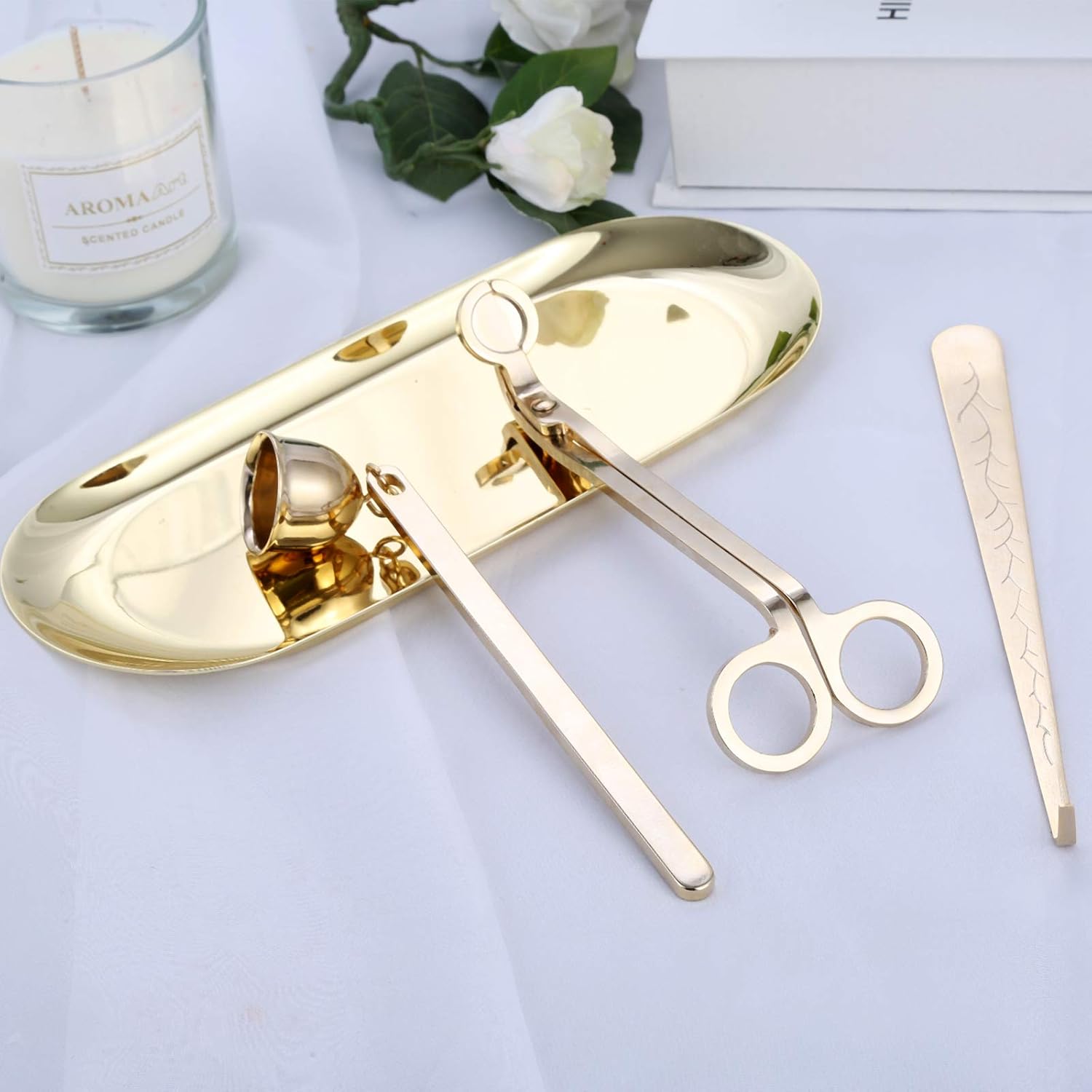 MUXSAM 4 in 1 Candle Accessory Set - Gold 1