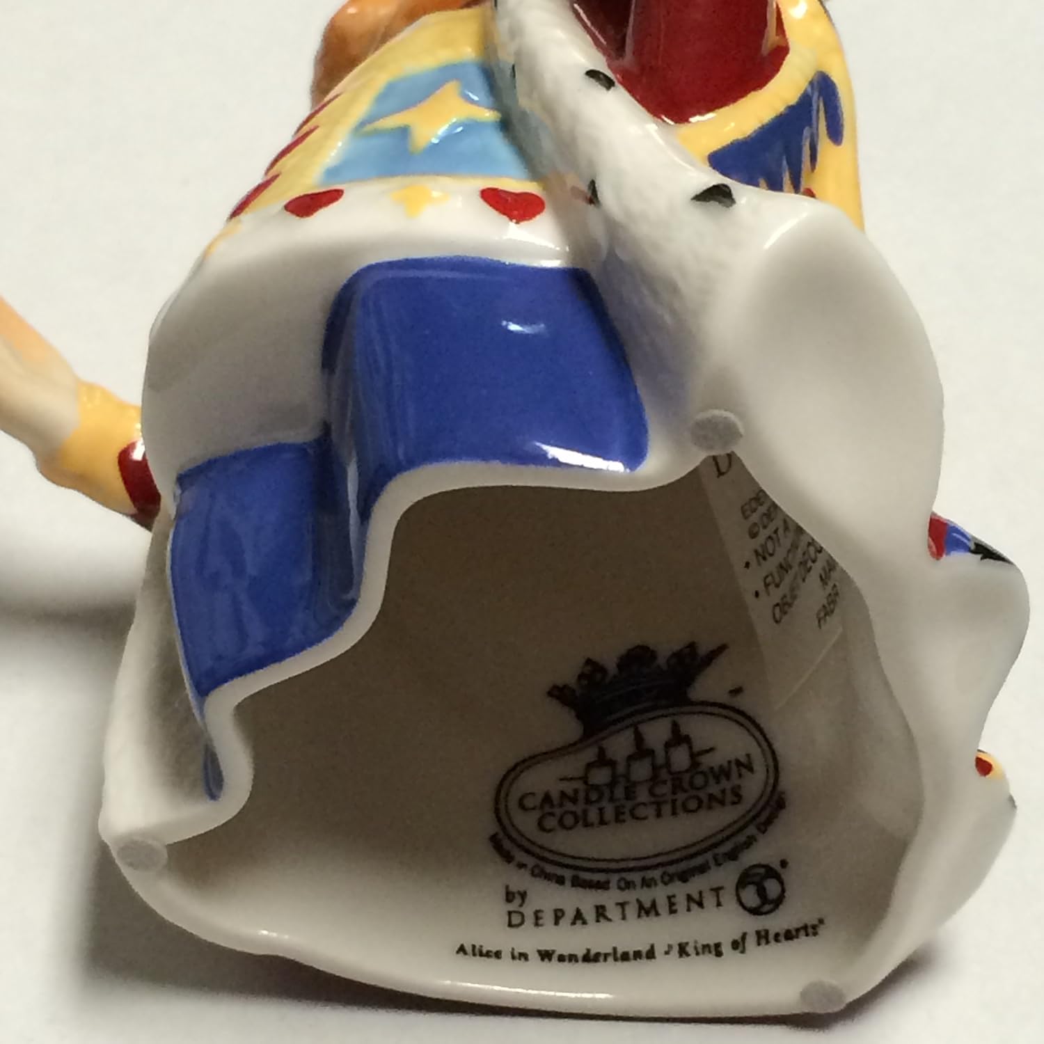 Department 56 King of Hearts Candle Snuffer 1