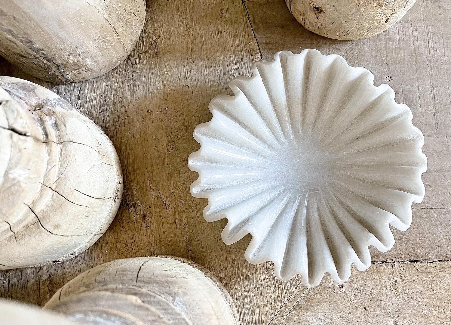 LE HOME DECOR Marble Fluted Bowl 6 Inches